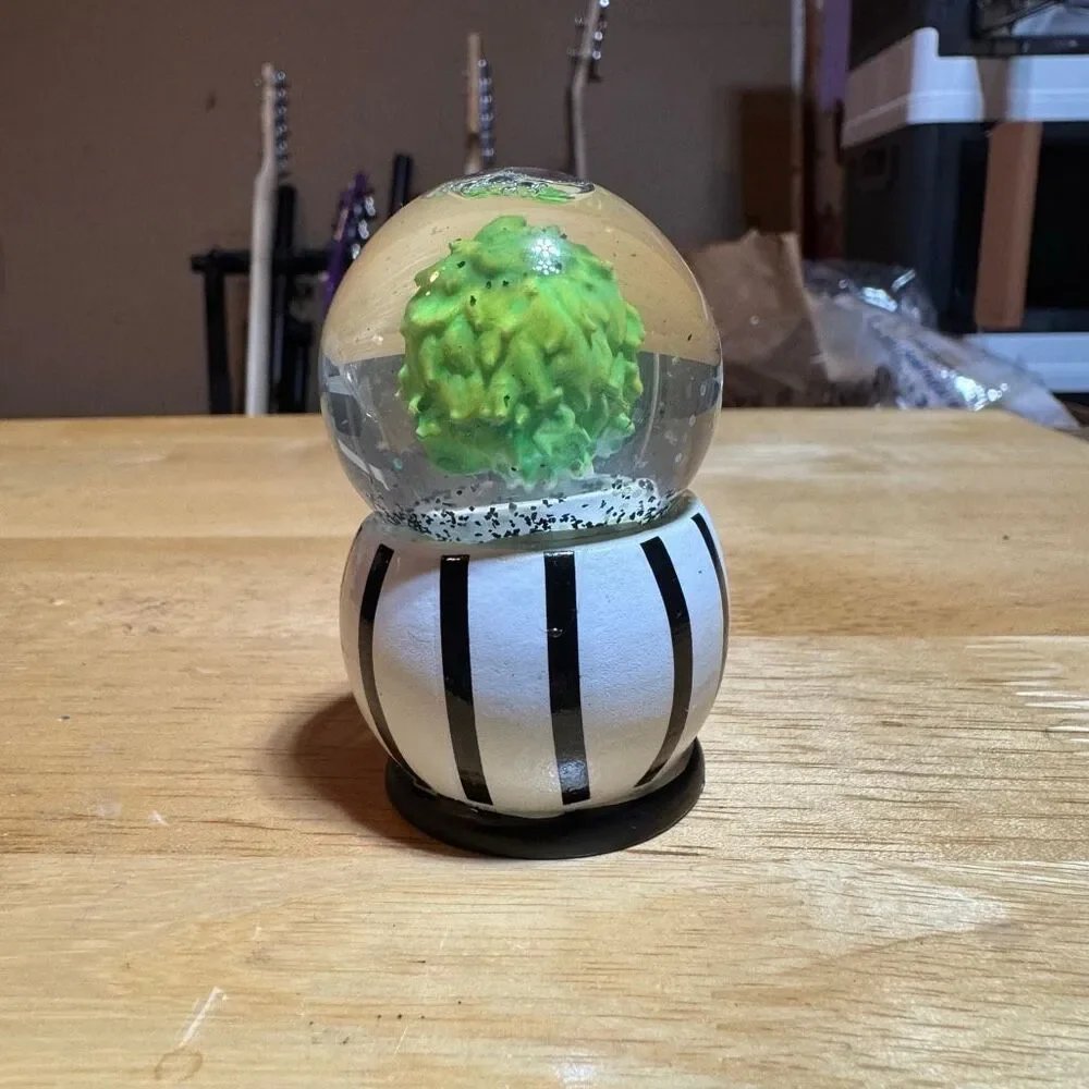 Spirit Halloween Beetlejuice Happy Halloween Mini Snow Globe